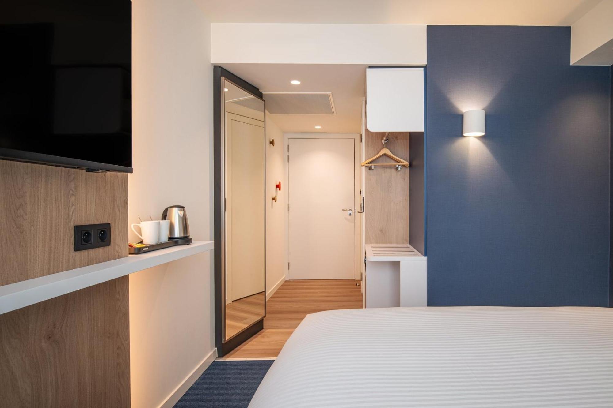Holiday Inn Express & Suites Ghent By Ihg Экстерьер фото