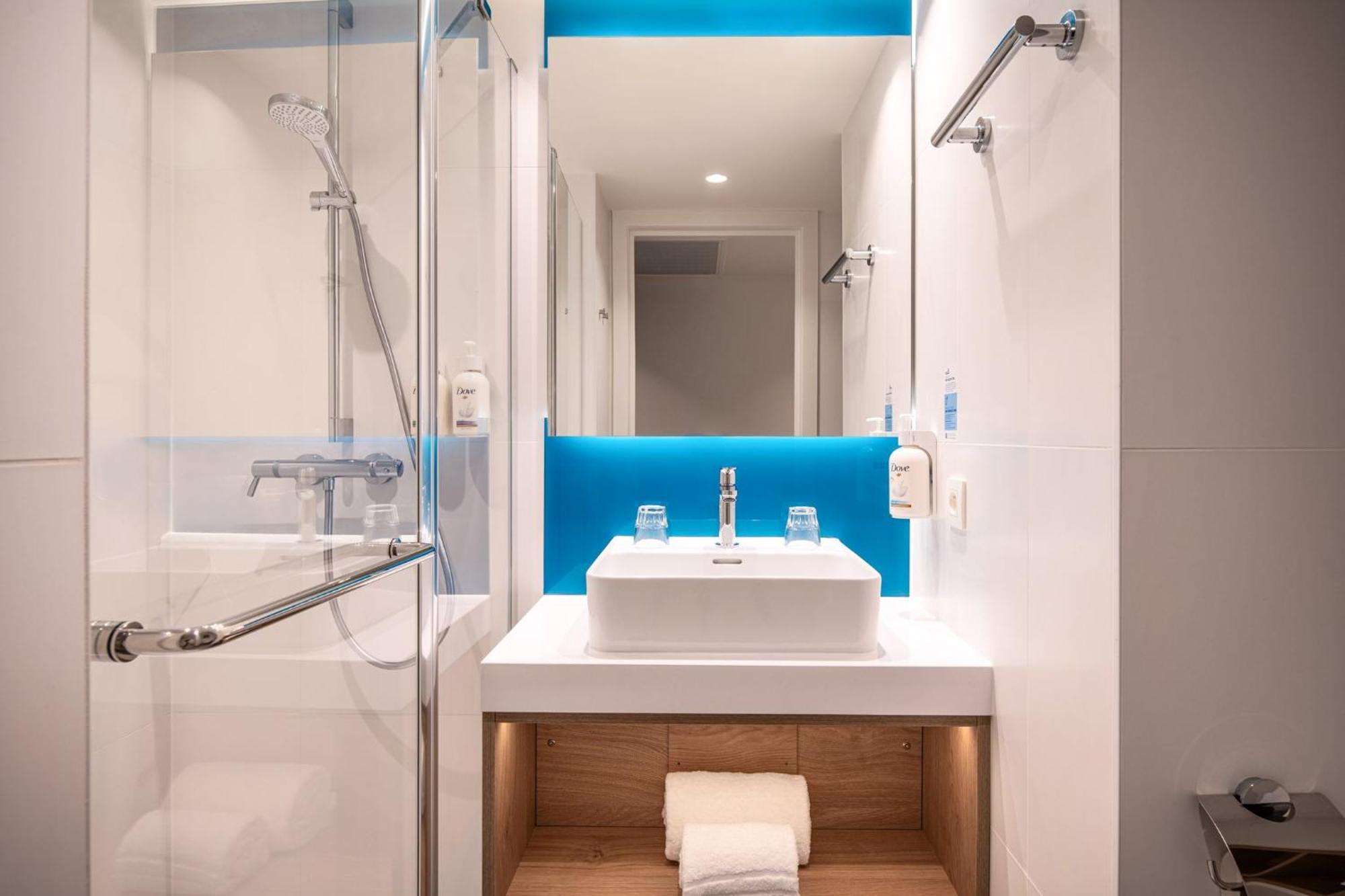 Holiday Inn Express & Suites Ghent By Ihg Экстерьер фото