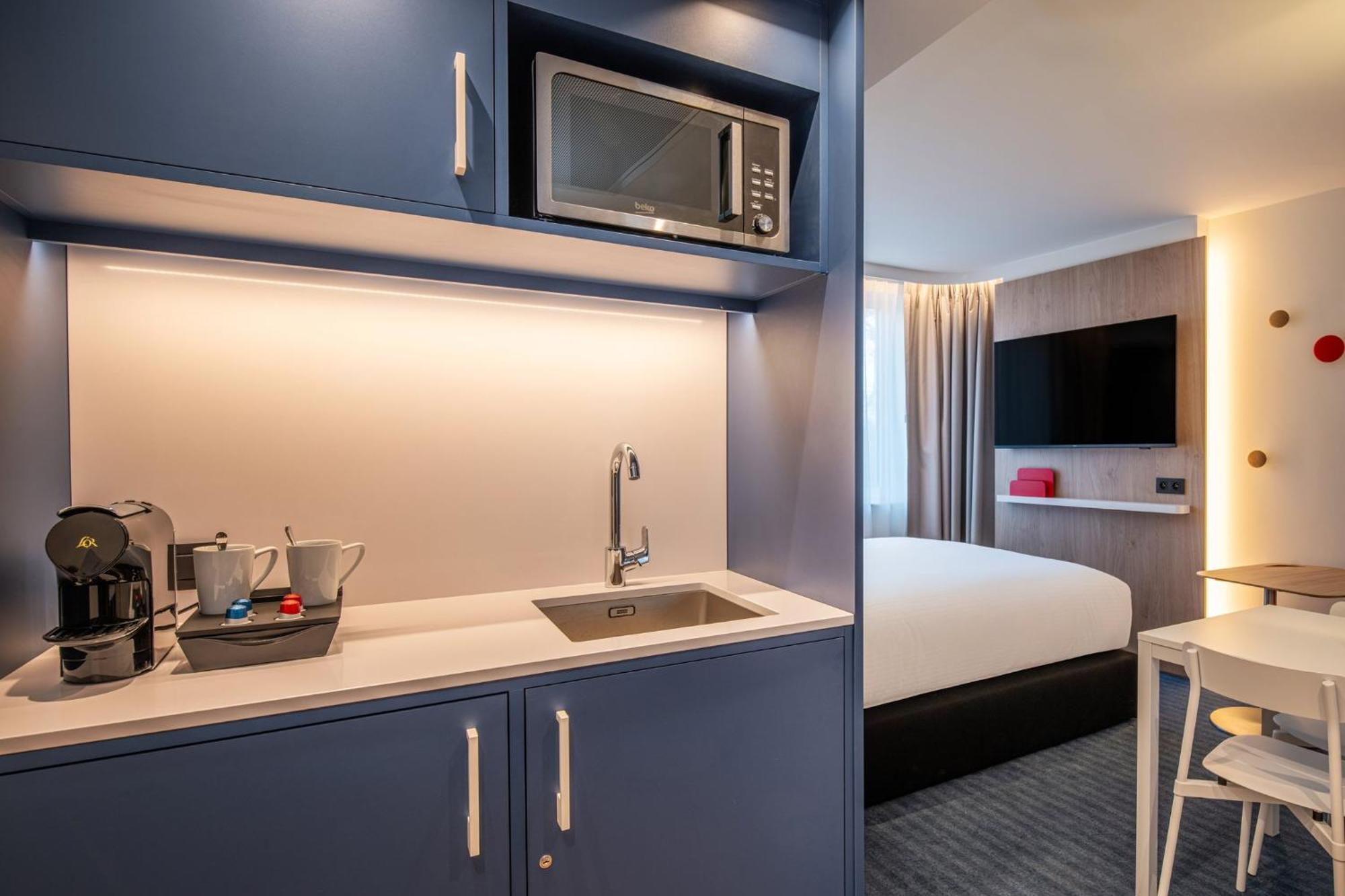 Holiday Inn Express & Suites Ghent By Ihg Экстерьер фото