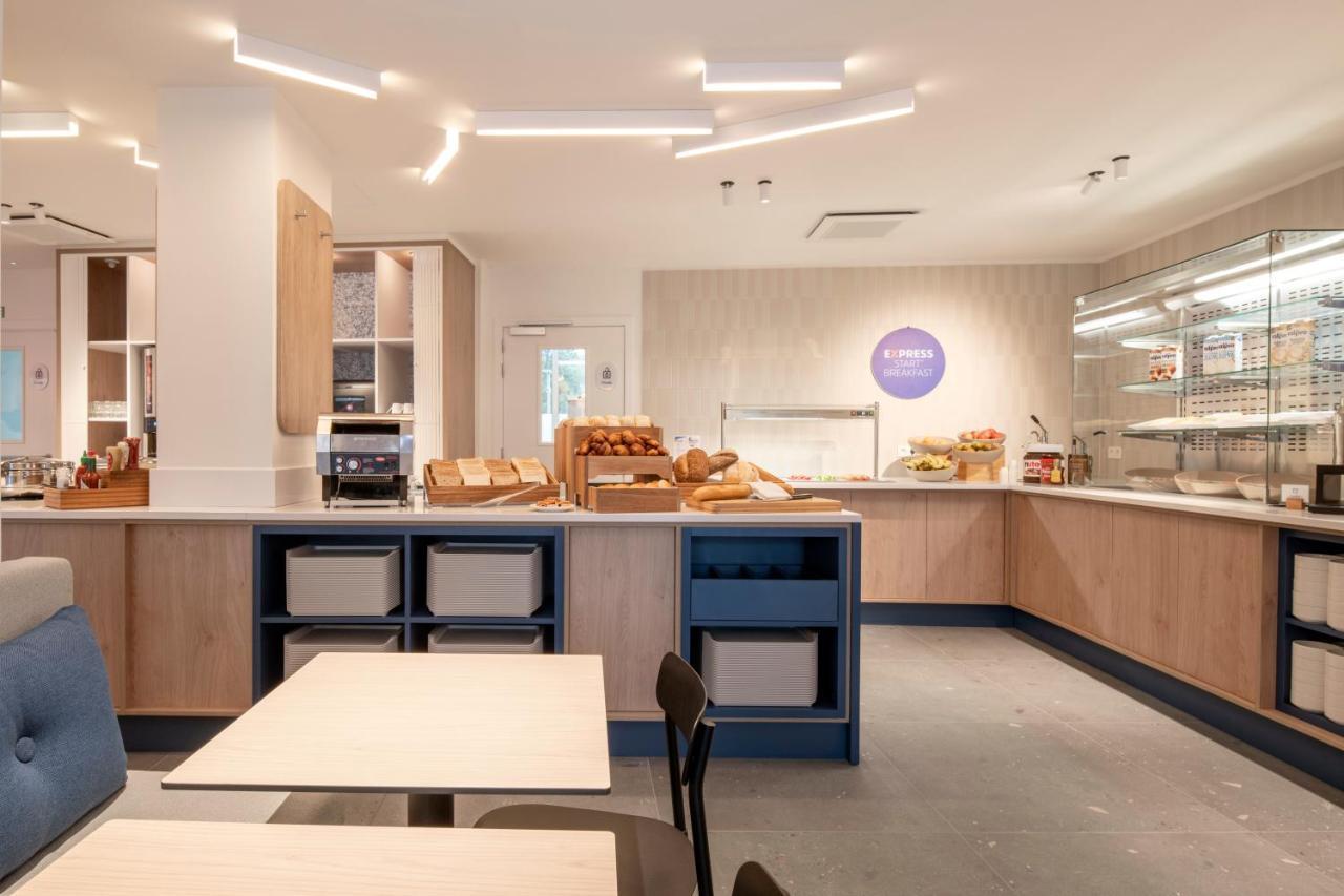 Holiday Inn Express & Suites Ghent By Ihg Экстерьер фото