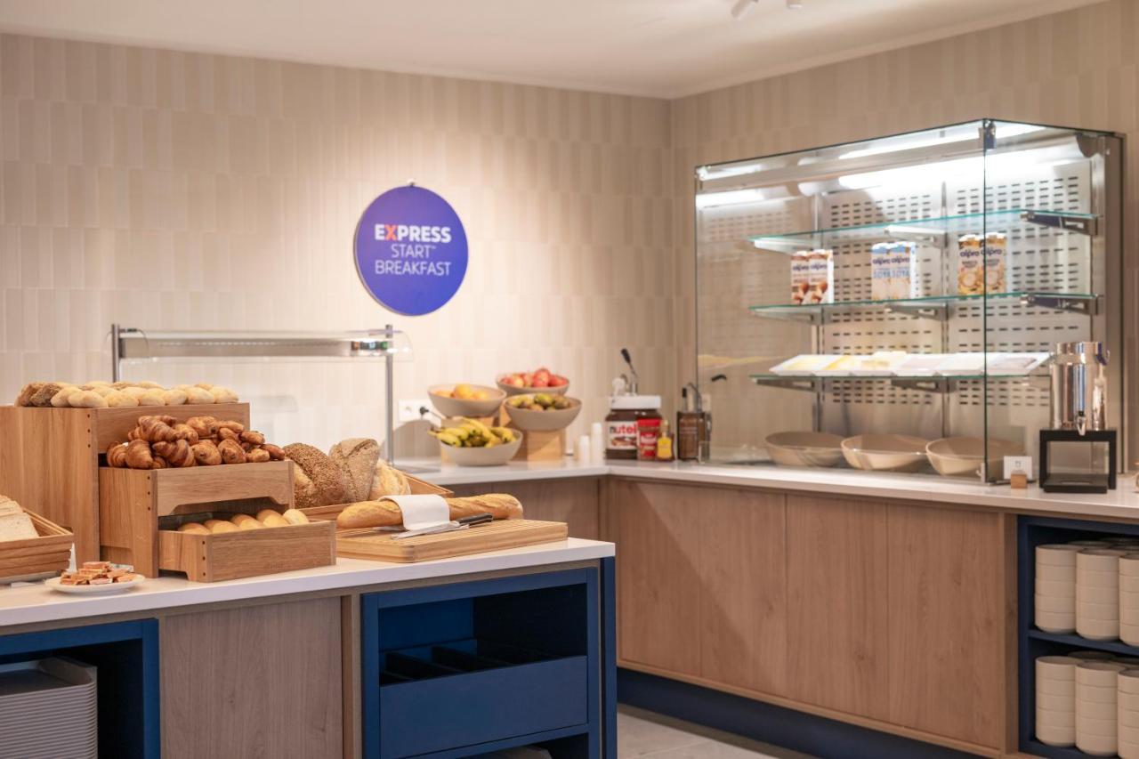 Holiday Inn Express & Suites Ghent By Ihg Экстерьер фото